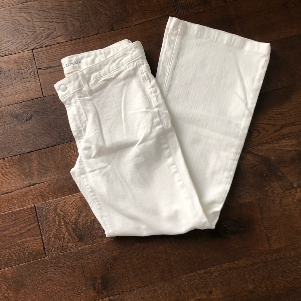 Banana Republic White Flare & Wide Leg Jeans
